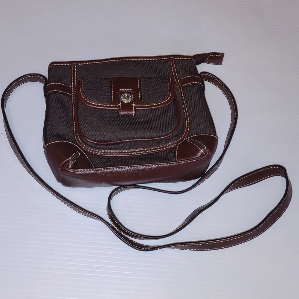 Etienne Aigner this cute